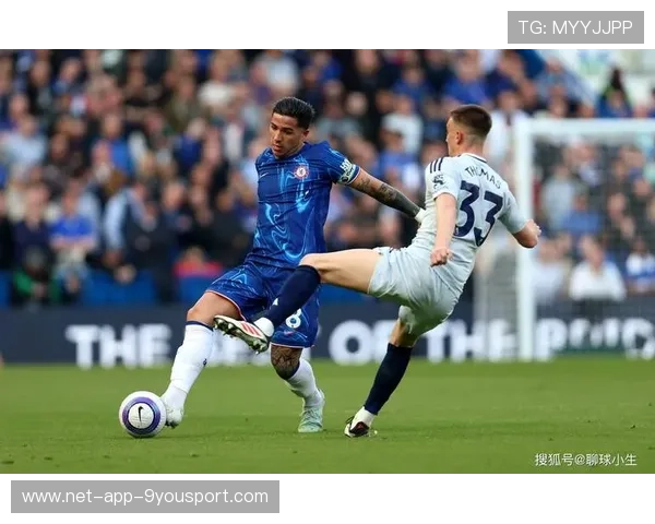 英格兰后腰铁血拼抢成最大亮点,英格兰 前腰