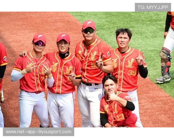 棒球俱乐部举办周末家庭棒球体验日，棒球俱乐部名称